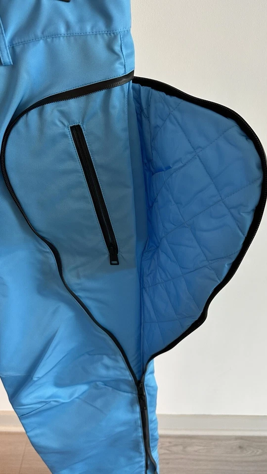 Pantalones de pierna recta de nailon Bottega Veneta azul para hombre 32 Foto 3 de 4