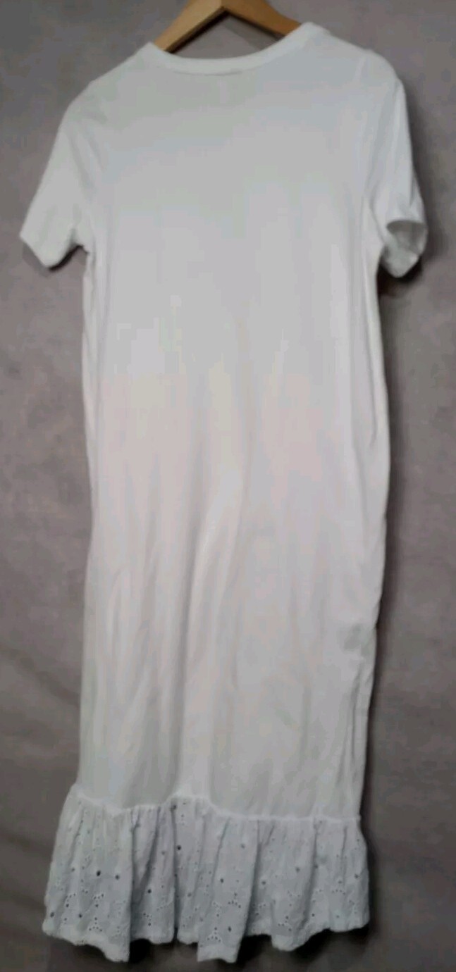 Picture 9 of 12