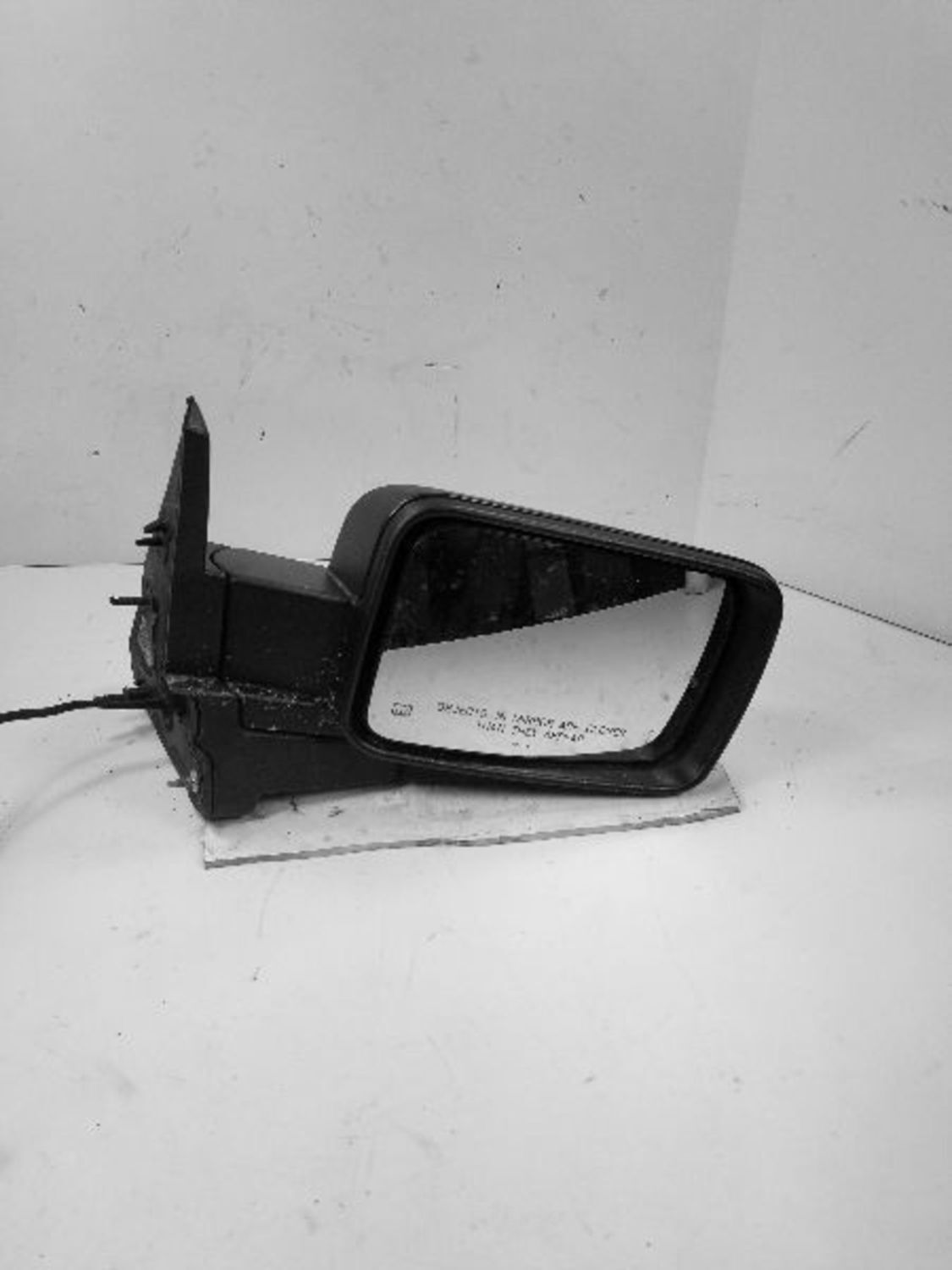Used Right Door Mirror fits: 2007 Jeep Commander Power w/o memory Right Grade A