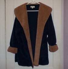 Koolaburra By Ugg Navy Blue/tan Sherpa Open Front Shawl Collar Jacket Pockets M