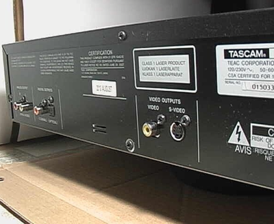 Tascam CD-200i Professional CD player with Ipod Connectivity. Uber