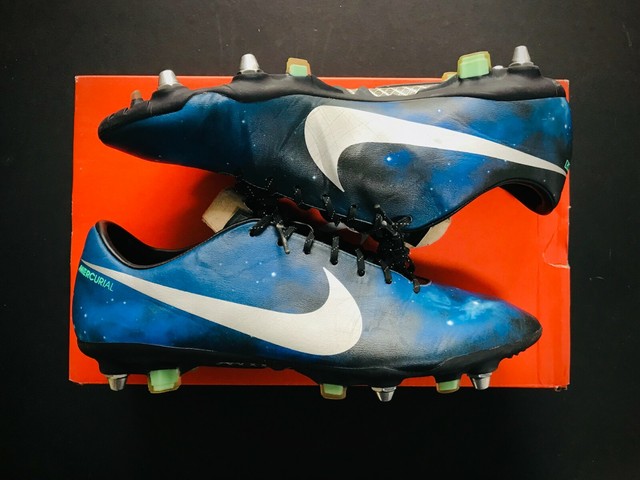cr7 cleats size 10