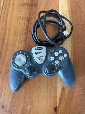 Saitek P880 Controller Joypad Pc Joystick Dual Analog Stick