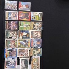 Wade Boggs Card Lot Of 20 Cards. 1983 Topps (RC) Included In Lot