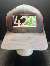 Richardson 420 mesh snapback trucker hat