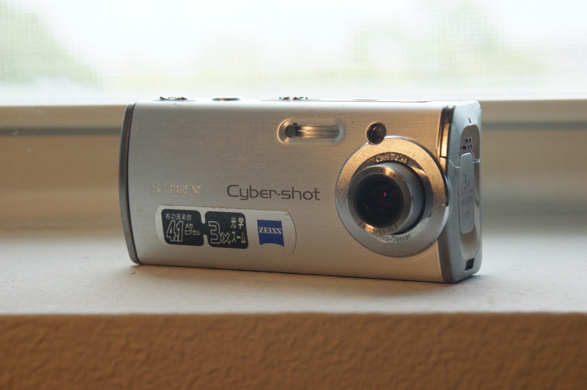 Sony Cyber-shot DSC-L1 4.1MP Digital Camera - Silver for sale