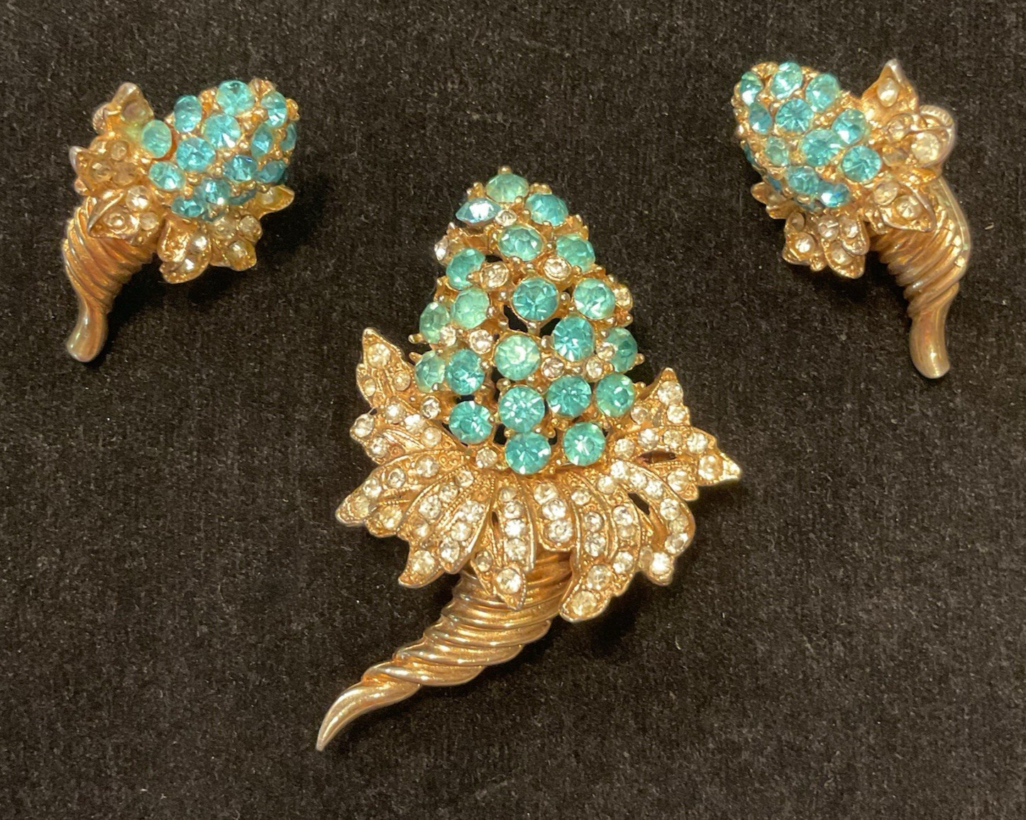 Vintage Brooch Pin Pendant Demi Parure Set Screw On Earrings Blue Rhinestones