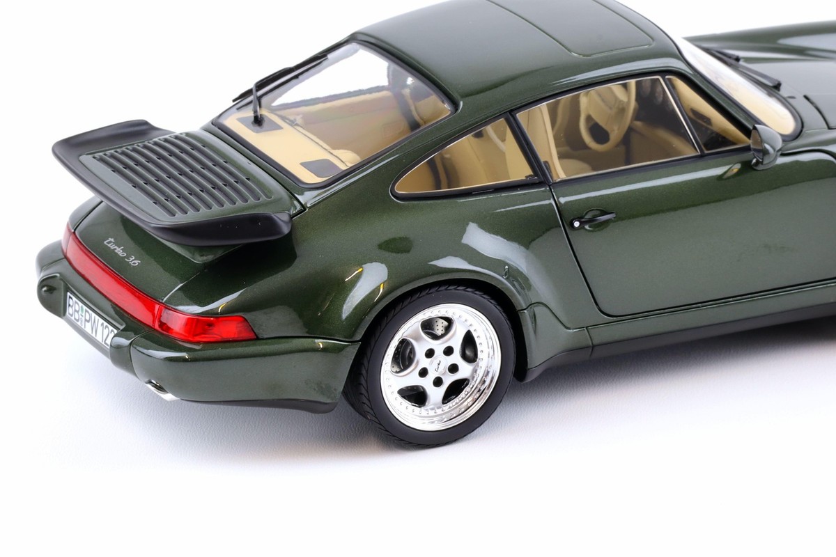 ミニカー Solid PORSCHE 911 TURBO 3.6 1993 1/18 1/18 Solido 1993 Porsche 911 (964) Turbo 3.6 (Black) Diecast