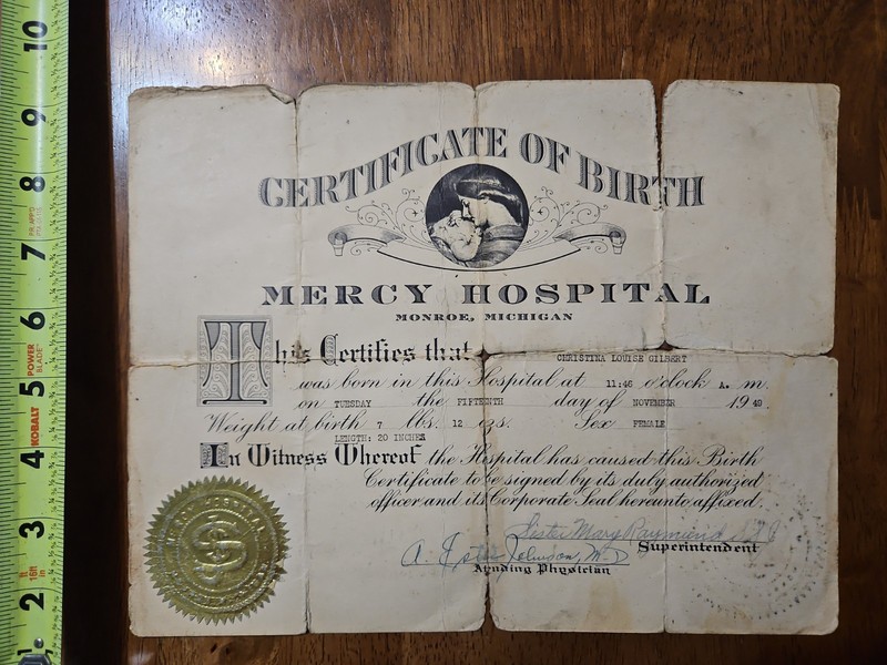 RARE OLD VINTAGE BIRTH CERTIFICATE MONROE MICHIGAN MERCY HOSPITAL 1949