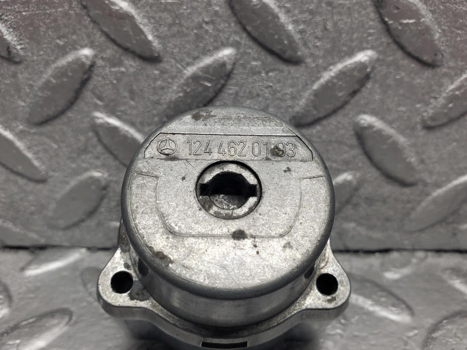 ⚙51526⚙ Mercedes-Benz W124 Ignition Switch 1244620193 - Image 2 of 4