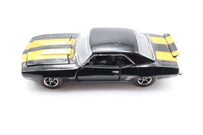 M2 Machines 1969 Chevrolet Camaro SS Black Yellow Stripes 1:64 Castline Loose