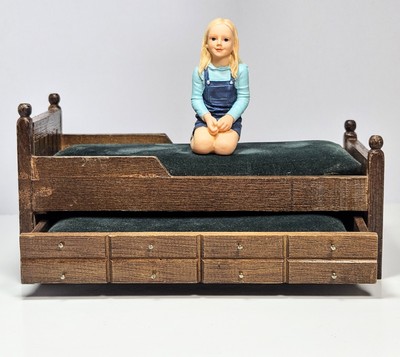 Dollhouse Miniature Trundle Pull Out Double Bed Green Felt Mattress 1:12 Scale