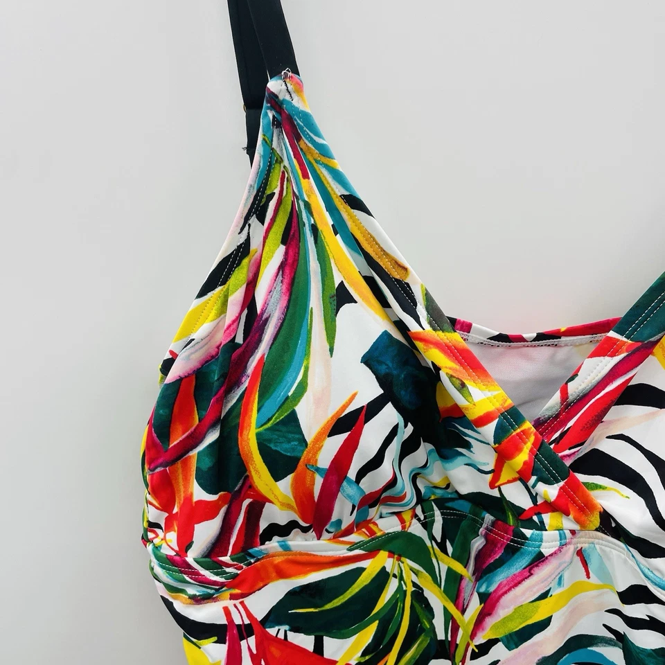 Top de natación Tankini con estampado floral tropical Batik talla grande 2X Apt 9 para mujer $33 1029 Foto 3 de 4