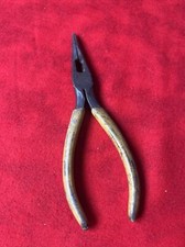 UNBRANDED 7" NEEDLE NOSE PLIERS w/ cushioned grip t72