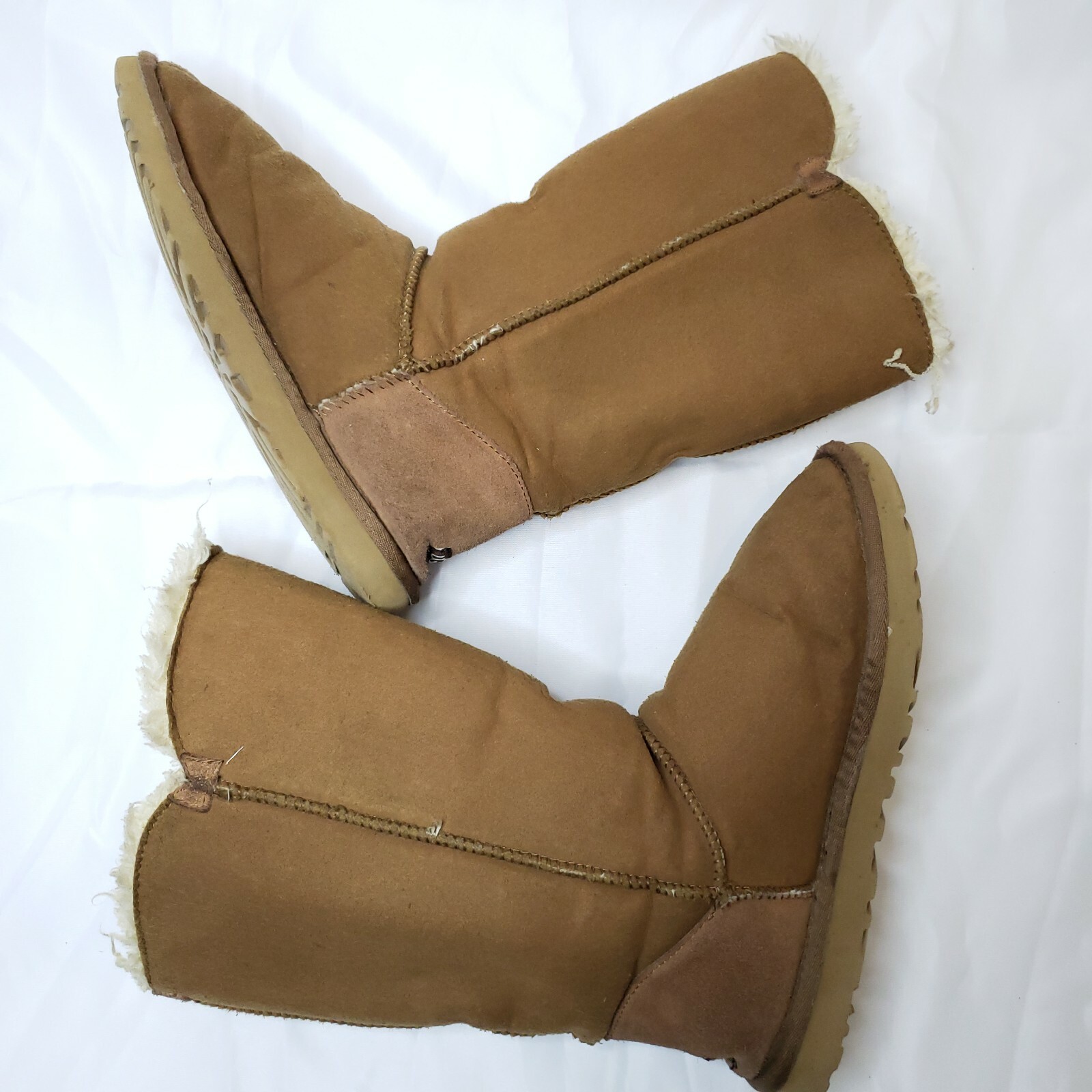 Ugg Bailey Triple Button Boots Size 9 - image 11