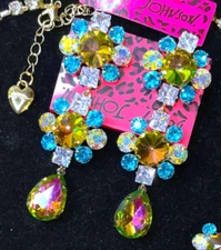 *Gorgeous AB Point FLOWER Rhinestone JEWELS Betsey Johnson EARRINGS ONLY
