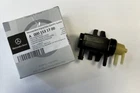 Genuine Mercedes-Benz Pressure Converter M 651 A0001531700 A0091533128