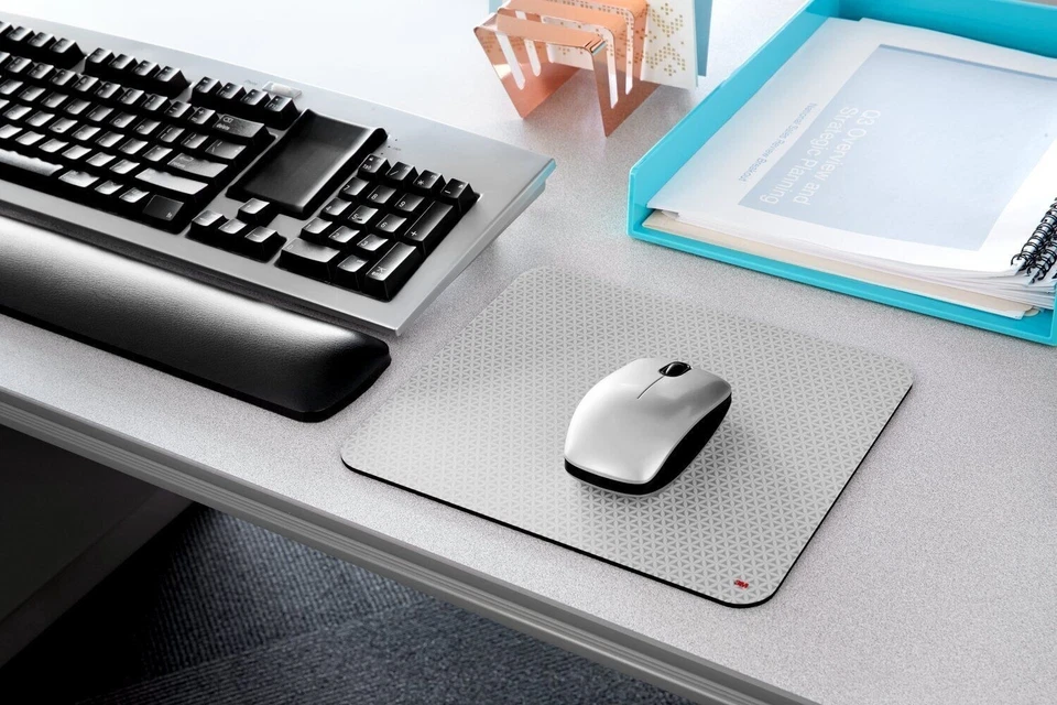 3M New MP114-BSD1 Precise Mouse Pad, Fast Speed, Nonskid Battery Life Extender - Image 3 of 4