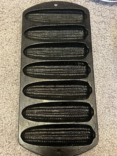 LODGE cast iron Corn Stick Muffin Bread Pan RARE 27C2