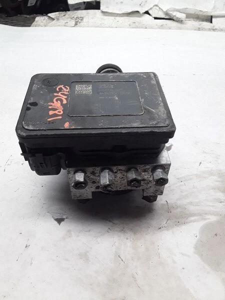 2015-23 Dodge Charger/Chrysler 300/ Magnum ABS pump w/o adaptive cruise Assembly - Image 2 of 4