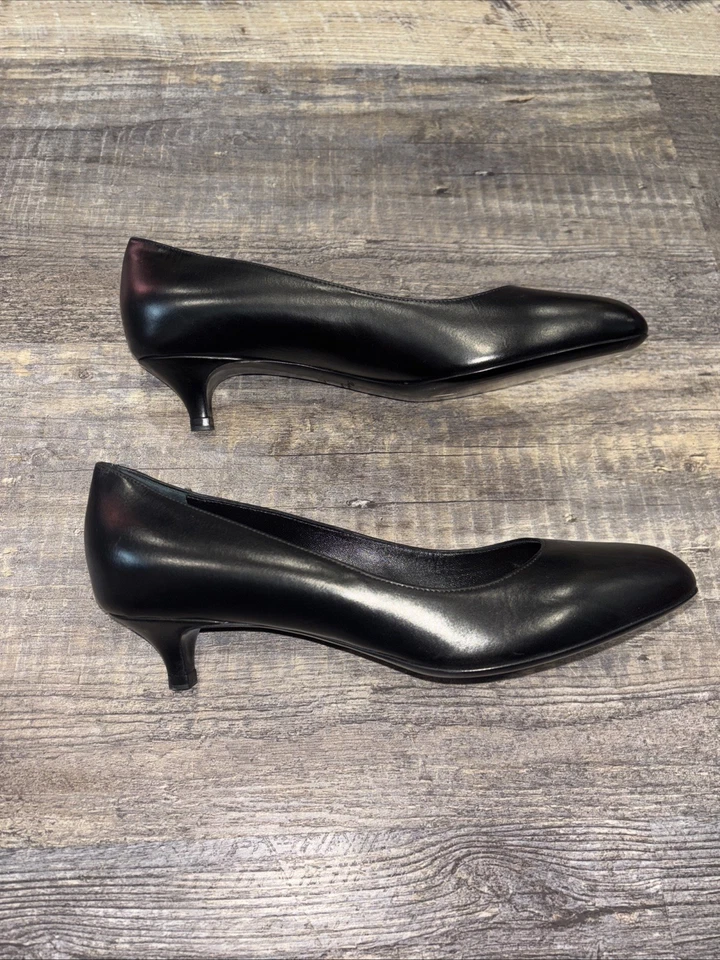 Ralph Lauren Purple Label Leather Pumps Heels Size 7 (37) $750 - Image 4 of 4