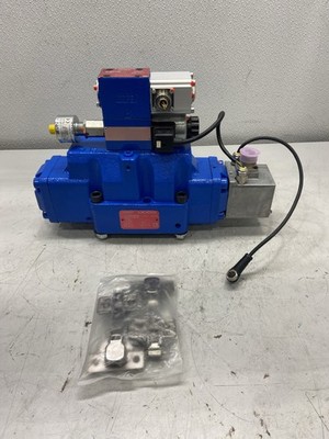 Moog Hydraulic Servo Valve D633-7369