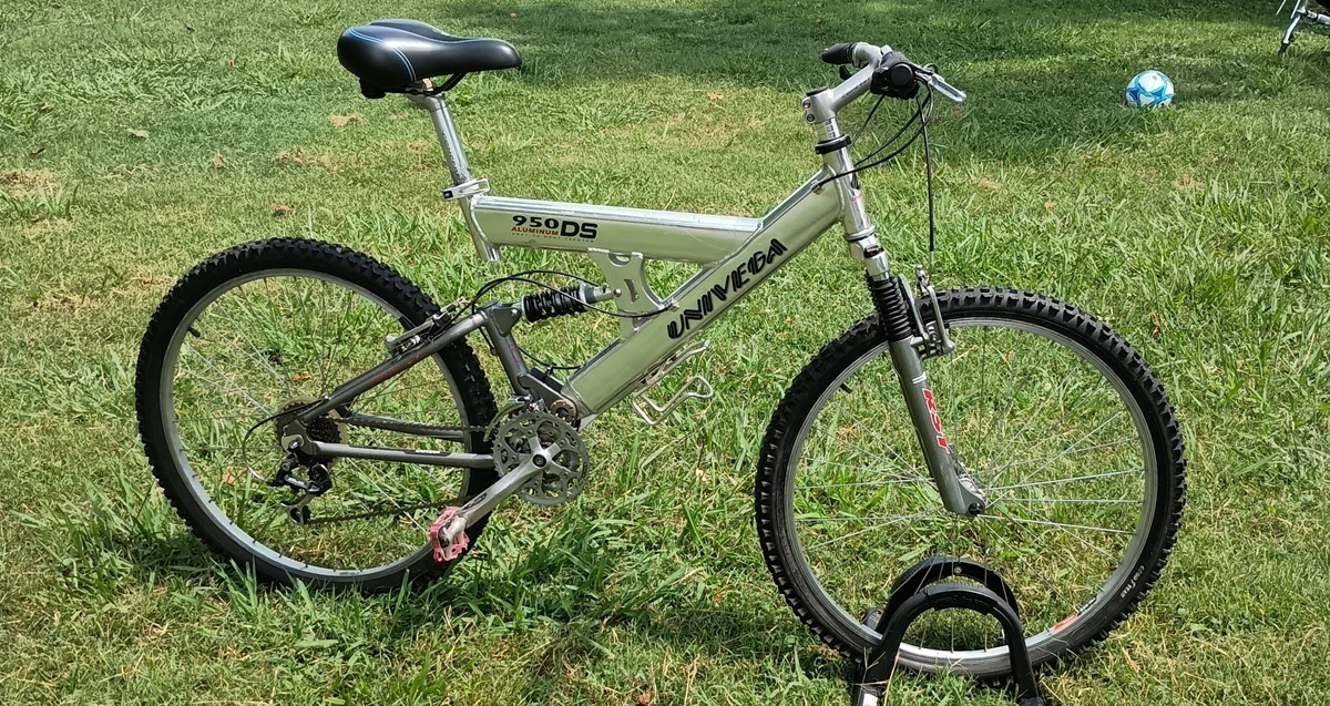 UNVIEGA 950DS Mountain Bike, Aluminium, 24 speed, 18in frame, 26in