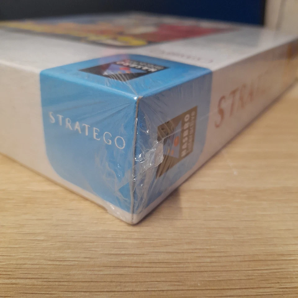 Stratego CD-ROM Hasbro Interactive Big Box Computer Game New Sealed  - Image 3 of 4