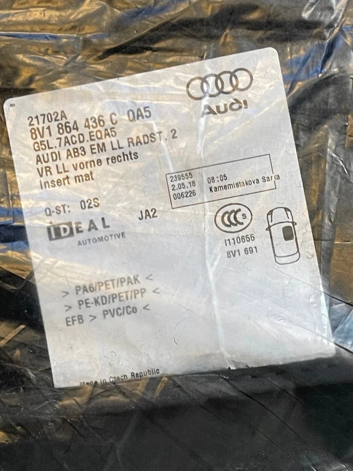 OEM Audi A3 2014-2019 Sabre Black Carpet Floor Mats NEW 8V4 863 011 D QA5 Set - Image 4 of 4