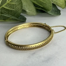 Vintage Signed Emmons Gold Tone Cutout Detail Hinged Cuff Bracelet Costume