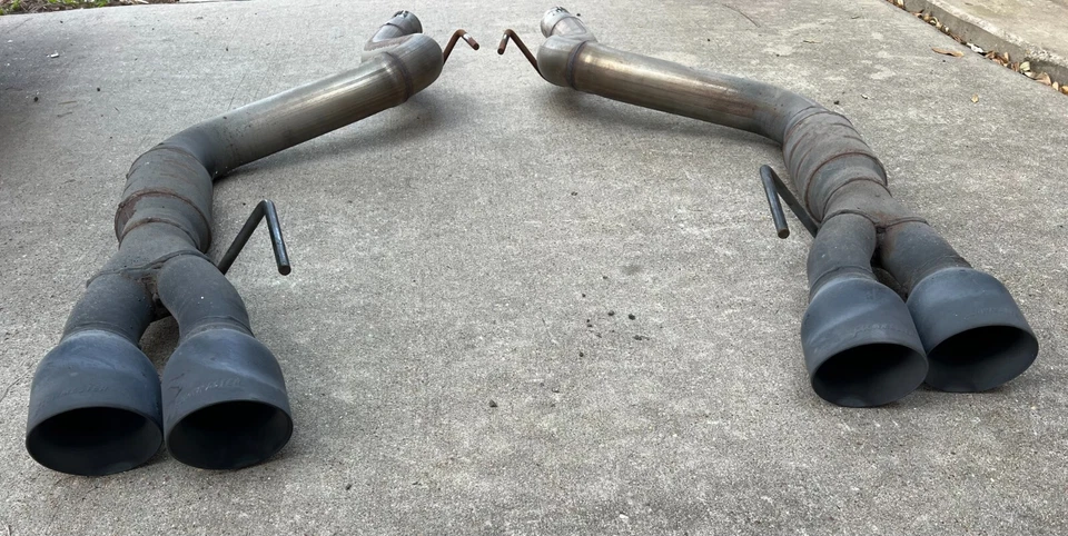 Flowmaster 817806 Ford Mustang GT Outlaw Sistema de escape eje trasero, ¡gran forma! Foto 4 de 4