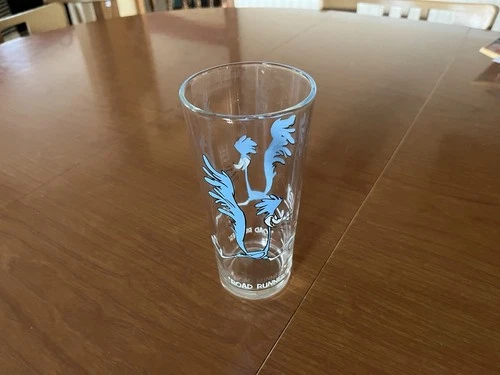 Vintage Road Runner Warner BrosPepsi Collector SeriesGlass Cup Looney Tunes 1973