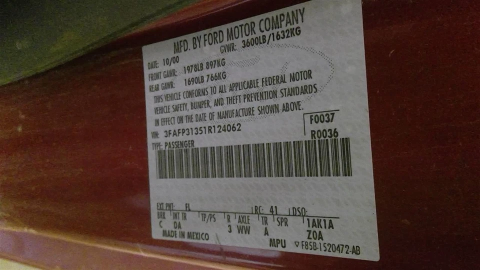 Conjunto de filtro de aire usado se adapta a: Ford Focus 2.0 2001 grado A Foto 4 de 4