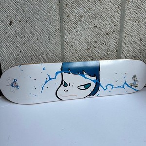 Yoshitomo Nara スケートボードデッキ 赤白 2025年最新】奈良美智 スケートボードの人気アイテム - メルカリ