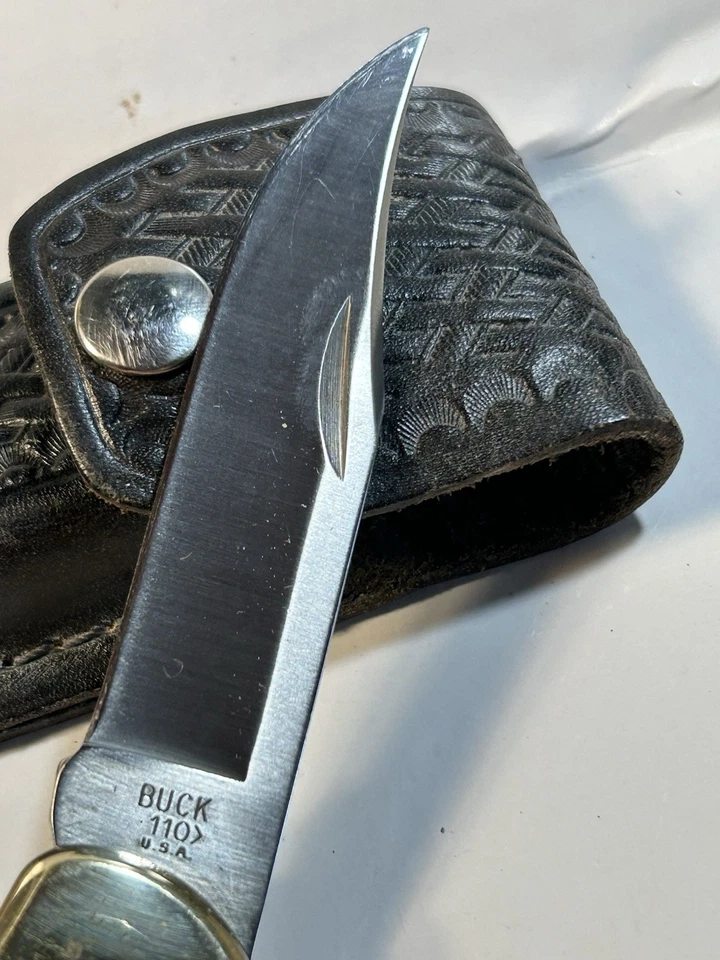 Buck 110 USA EBONY Hunting Folding Pocket KNIFE Lockback W/Leather Sheath - Image 3 of 4