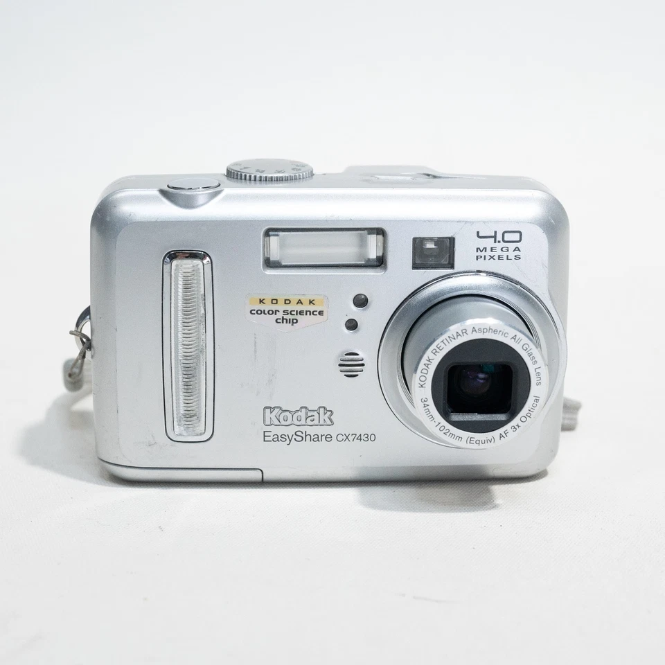 Kodak CCD Digicam Digital Camera CX7430 4MP AA's Y2K - Tested! - Image 2 of 4