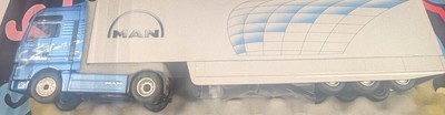 Conrad 66158 1:50 Die Cast MAN TGA XXL Tractor Trailer