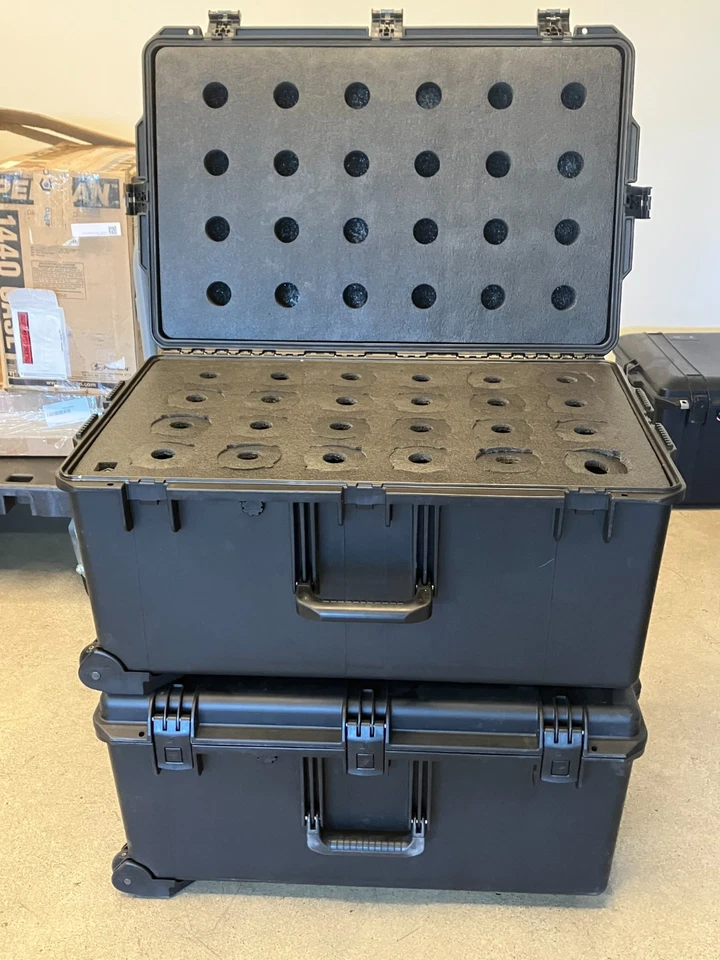 Estuche de 24 botellas de vino con ruedas - Usado Foto 4 de 4