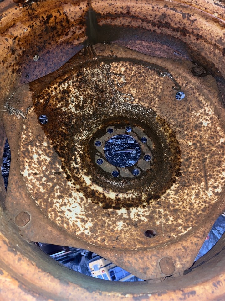 8N, NAA, 600,700,800 Etc 2000,3000, 4000 FORD TRACTOR Rim W/WHEEL ...