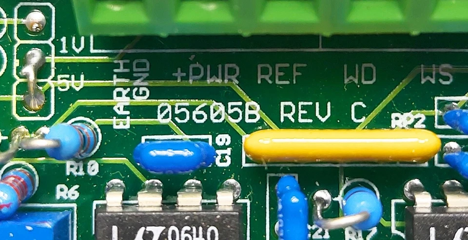 YOUNG 05603C Wind Sensor Interface - Image 4 of 4