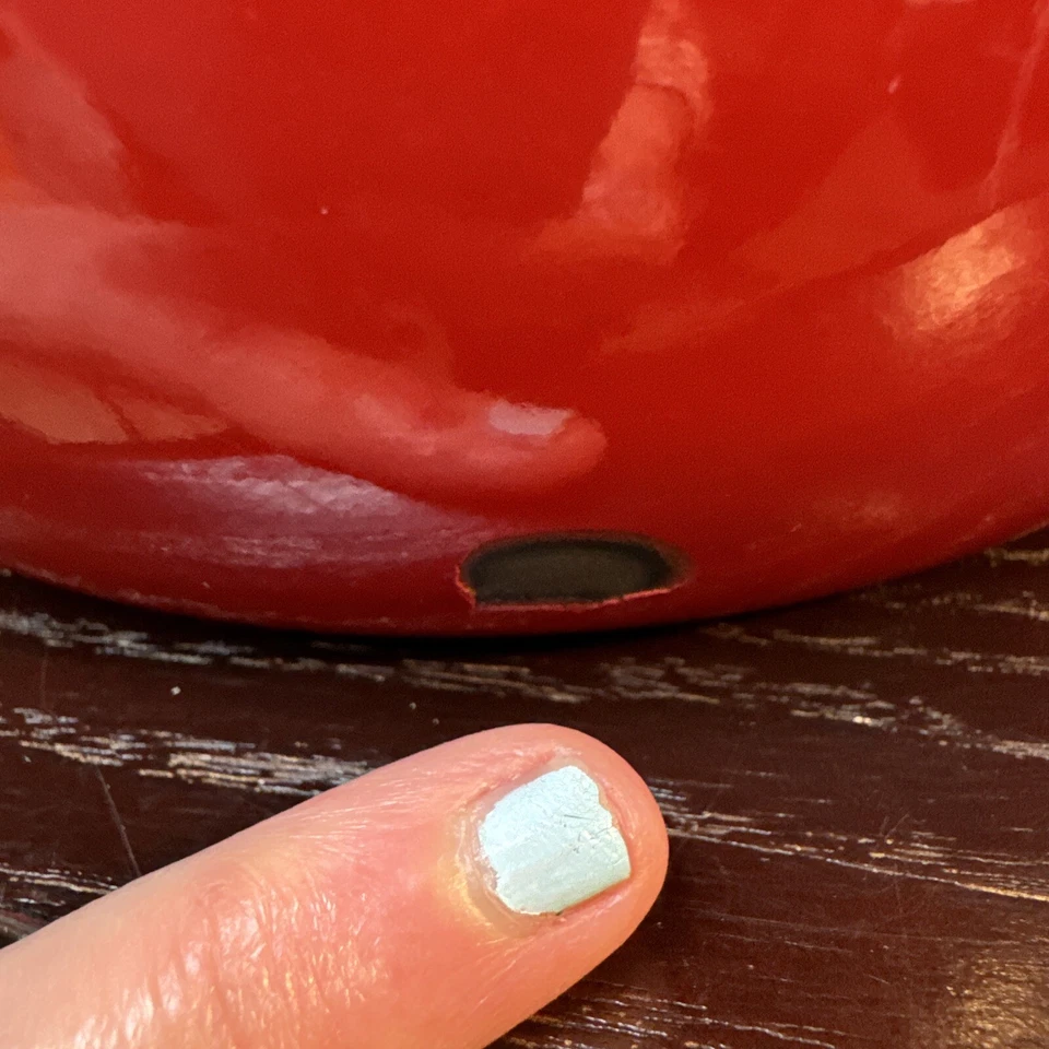 Tetera Chantal Whistling tetera de 2 cuartos roja de acero inoxidable Foto 4 de 4