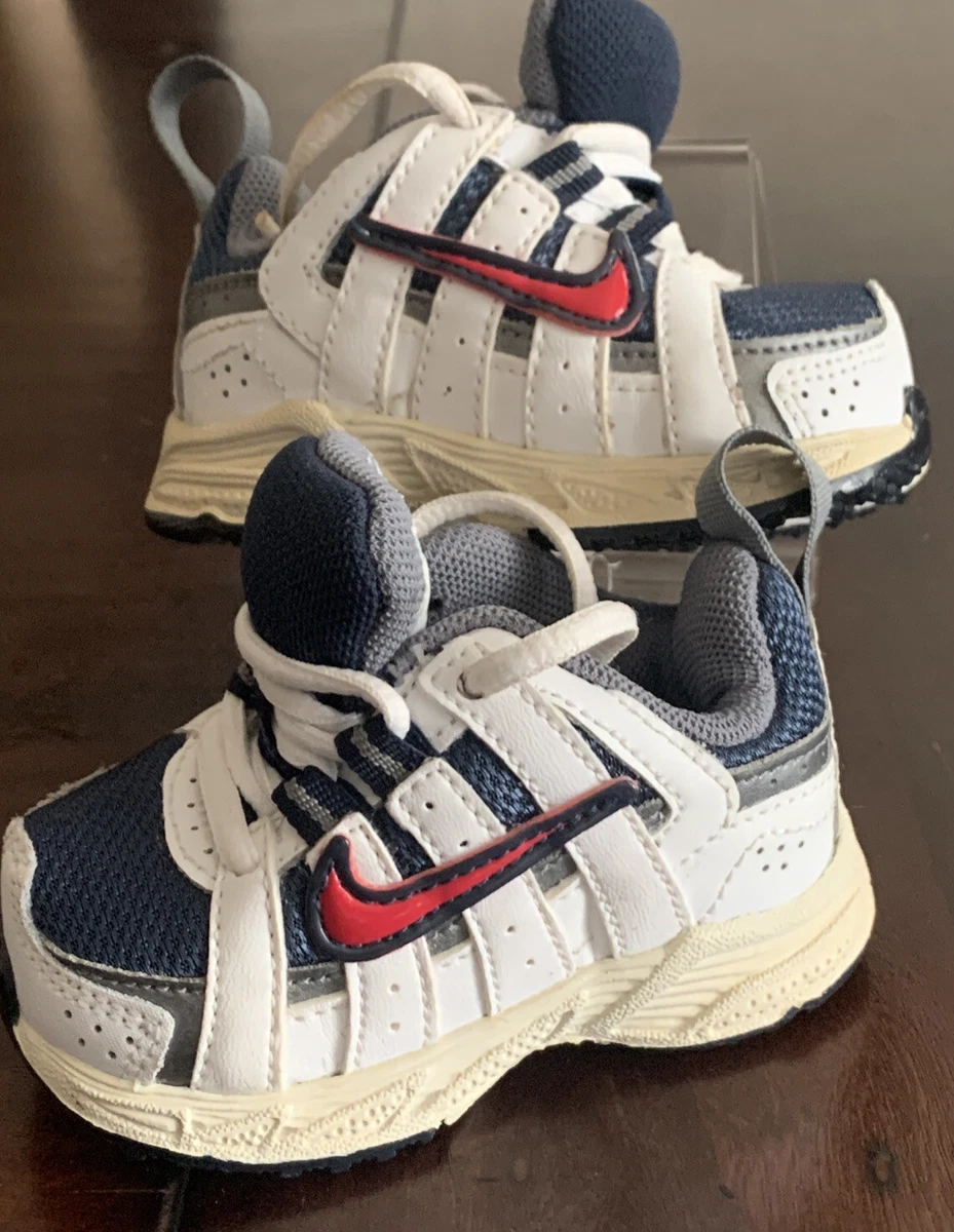 Infant clearance sneakers 2c