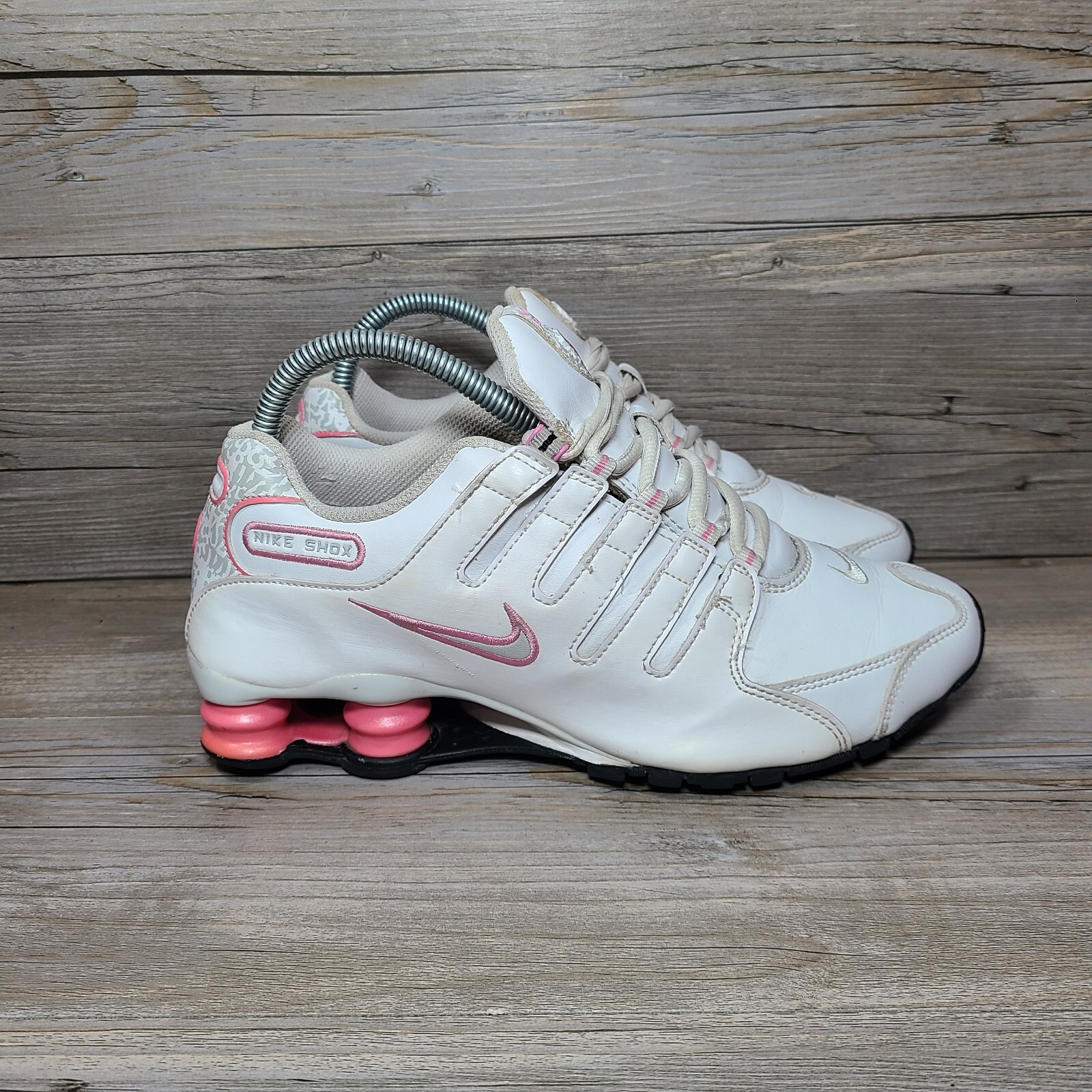 NIKE SHOX LE SHOES WOMENS SIZE 7.5 JETSTREAM WHITE PINK LEATHER 314561-100 | eBay