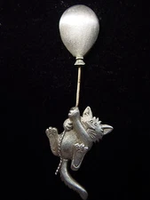 "JJ" Jonette Jewelry Silver Pewter 'CAT HOLDING BALLOON' & Flying Away Tack Pin