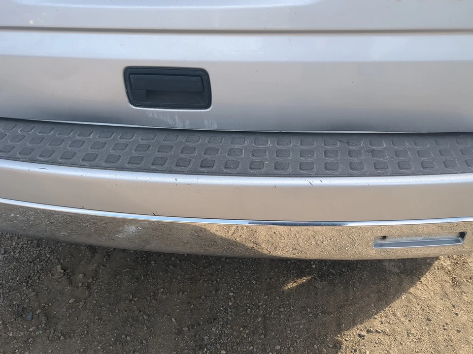 2006-2007 Saturn Vue Rear Bumper Assembly Oem HBCUO Foto 3 de 3