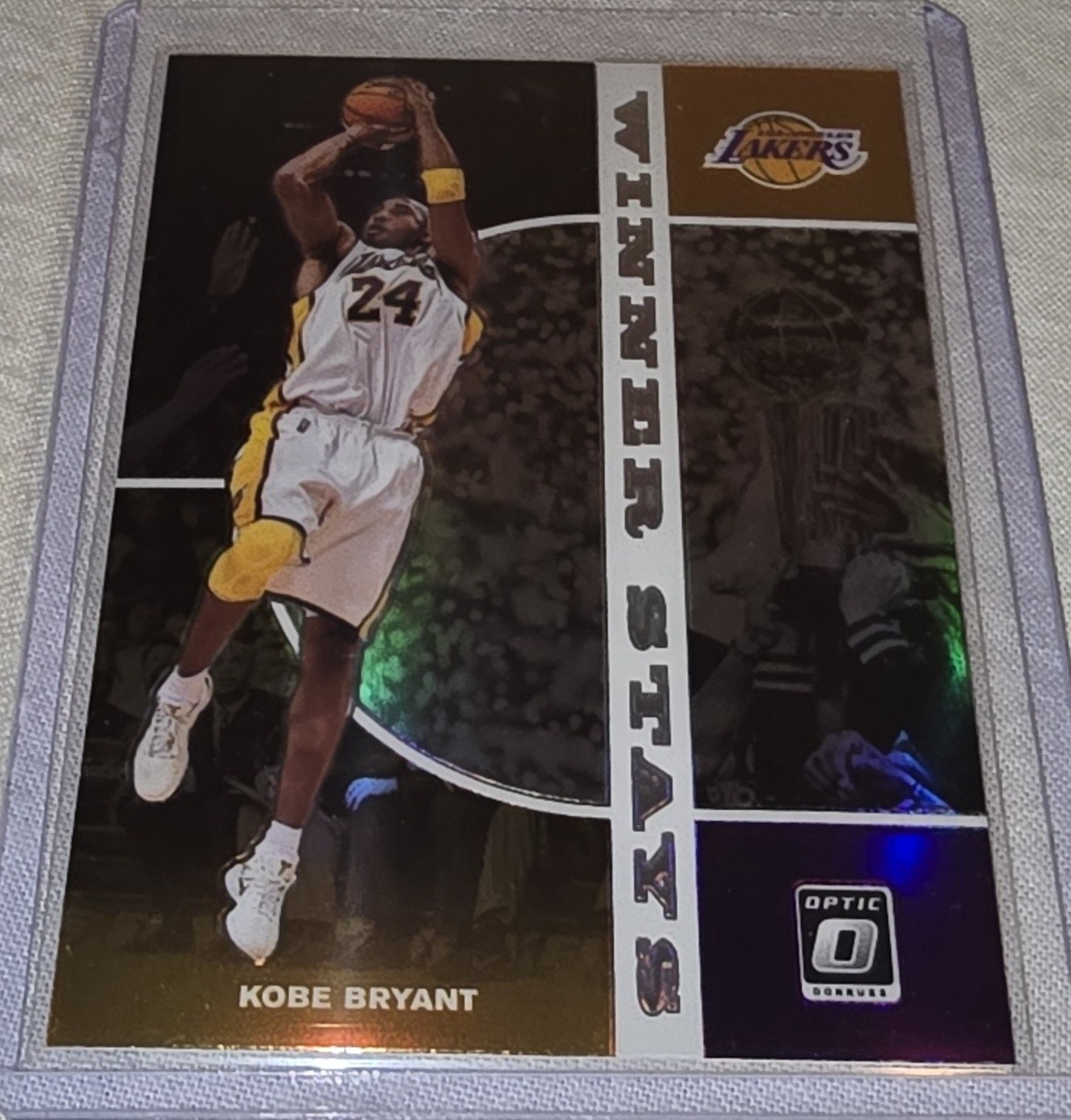 KOBE BRYANT 2019/20 PANINI OPTIC WINNER STAYS SILVER PRIZM REFRACTOR INSERT #12
