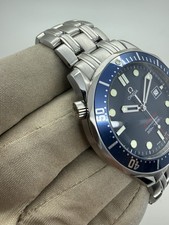 Omega Seamaster Blue Wave Red Line Dial Quartz 41mm Steel Watch 2221.80 w/ Case 4