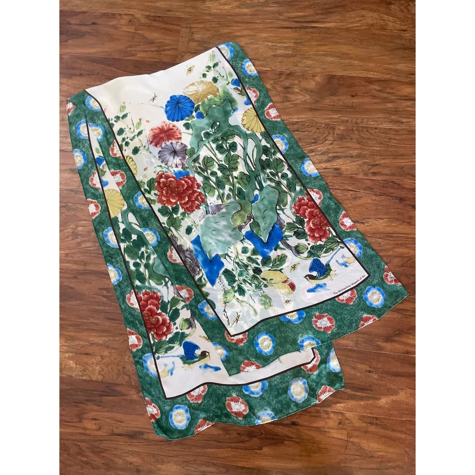 MUSEO METROPOLITANO DE ARTE Bufanda de Seda Estampada Oblonga Colibrí Pájaro Floral Foto 3 de 3