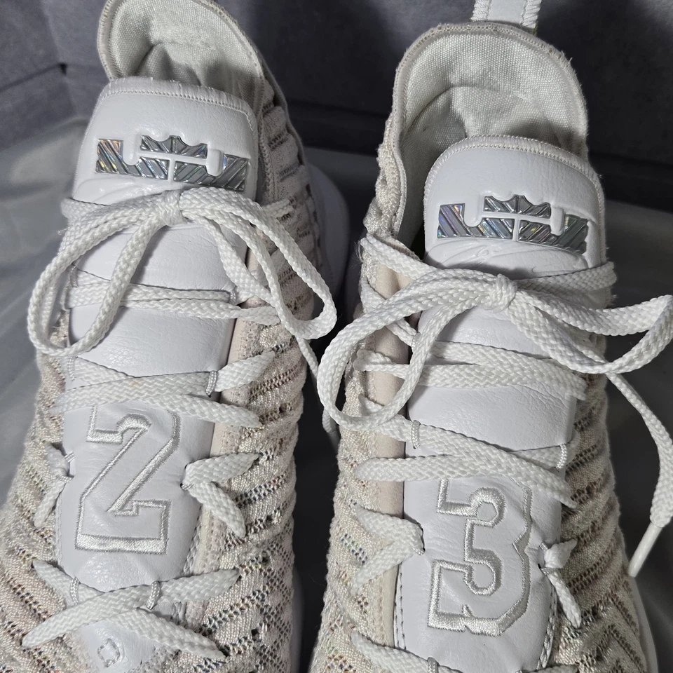 Zapatos Nike Lebron James Talla 11 Foto 4 de 4