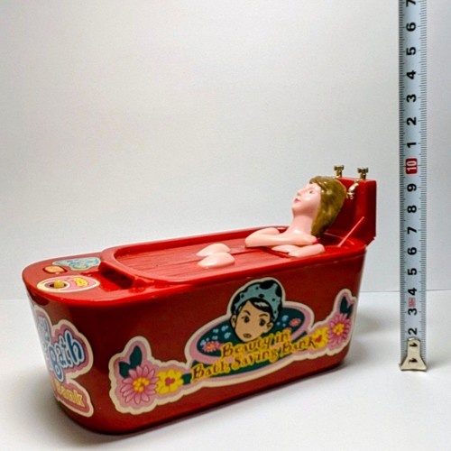 Beauty in Bath Red Retro Showa Girl Savings Bank Collectible qqC